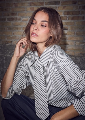 Gemma tie stripe skjorte Beige HAUTE L\'AMITIÈ
